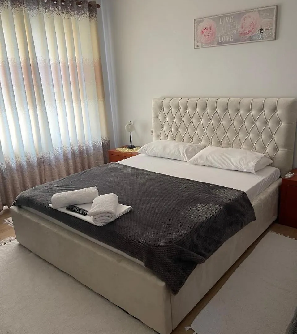 Kriss Apartment Πρεμετή